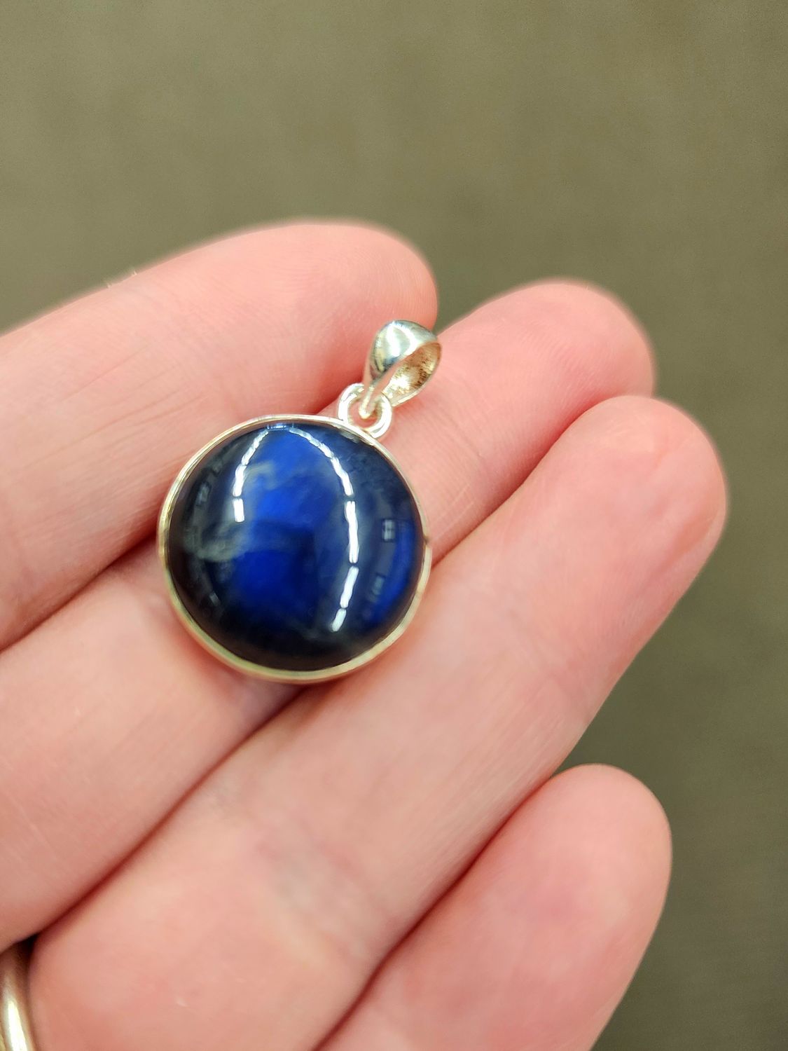 Labradorite Pendant M Sterling Silver