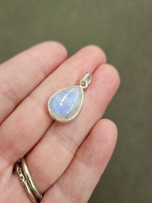 Rainbow Moonstone Pendant L Sterling Silver