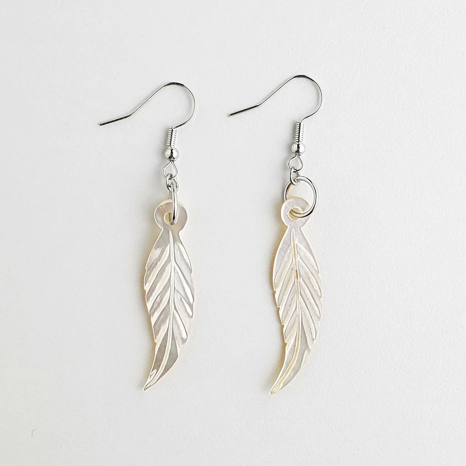 Feather Shell Earrings - Mother of Pearl 1.5&quot;