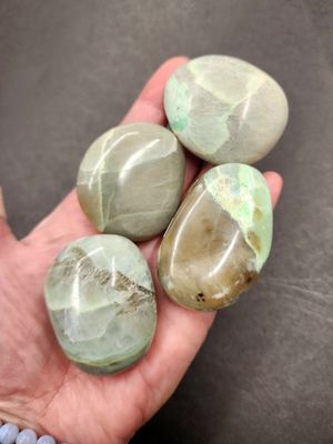 Garnierite Palmstones