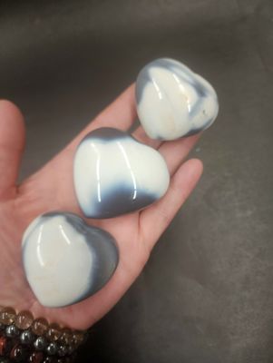 Orca Agate / Blue Chalcedony Hearts b