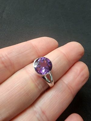 Alexandrite Faceted Ring - Size 8 Sterling Silver *Lab Grown*