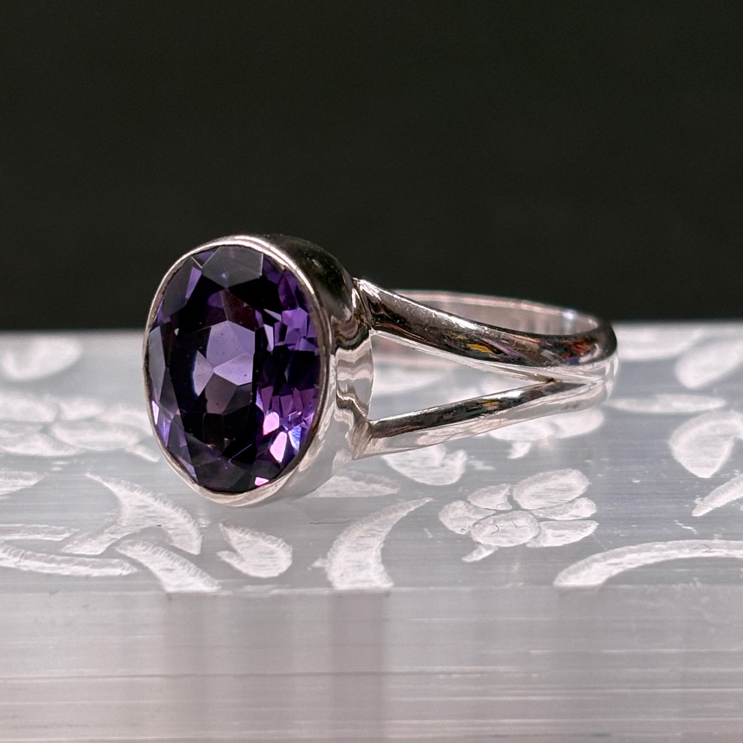 Alexandrite Faceted Ring - Size 9 Sterling Silver *Lab Grown*