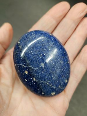 Blue Aventurine Palm Stone - Medium