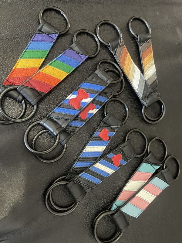 P &amp; C Bulldog Horizontal Strap - Flag Series