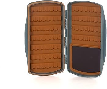 Fishpond Tacky Pescador Magpad Fly Box