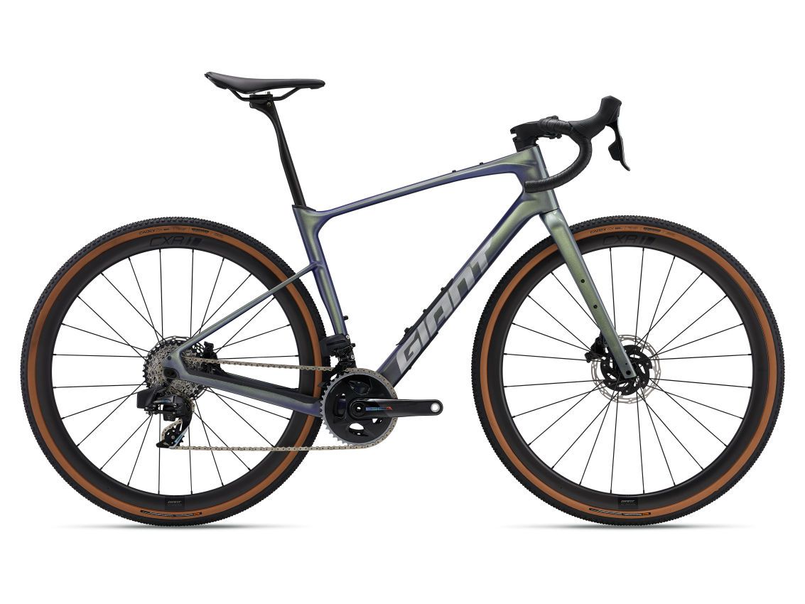 25 Revolt Advanced Pro 0