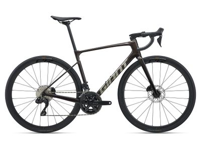 27 Defy Advanced 1
