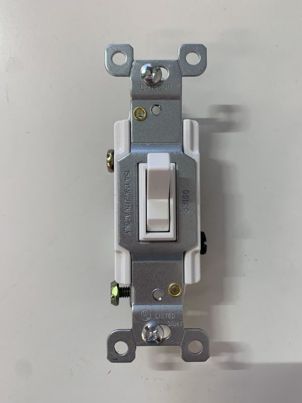 83150-W Residential grade toggle switch, 3-way, 15