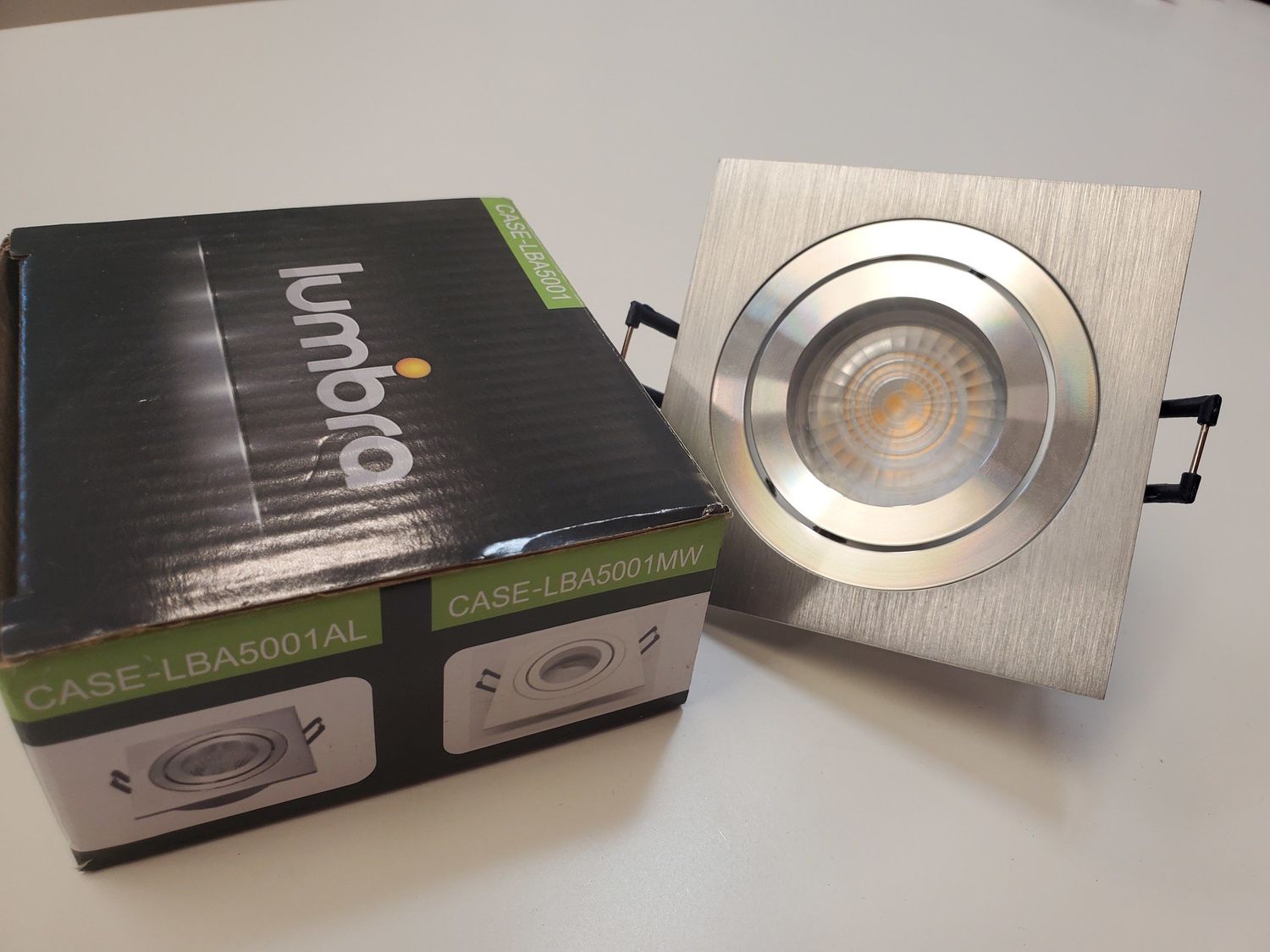 LBA5001AL SQUARE ALUMINUM RECESSED FIXTURE