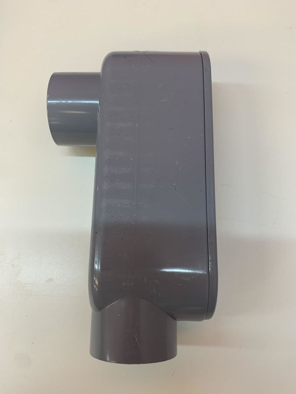 07-03-045 CONDULETO PVC CON TAPA LB 1 inch  T 1143/ E986F