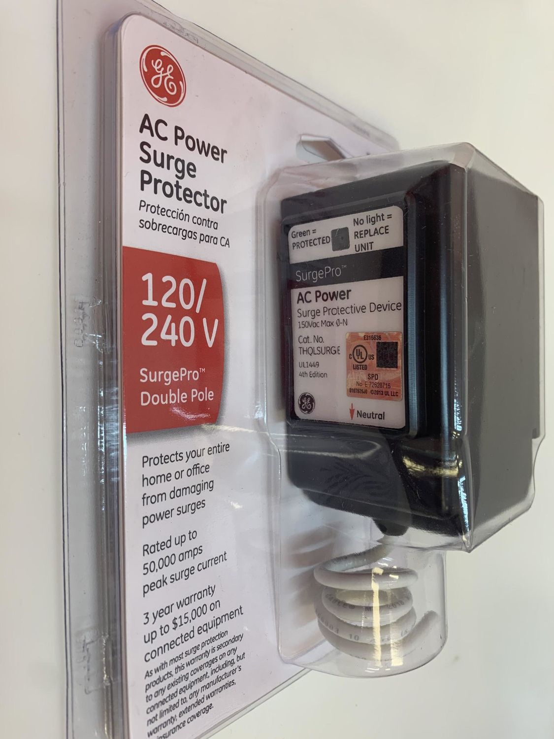 THQLSURGE SURGE PROTECTOR PLUG IN 120/240