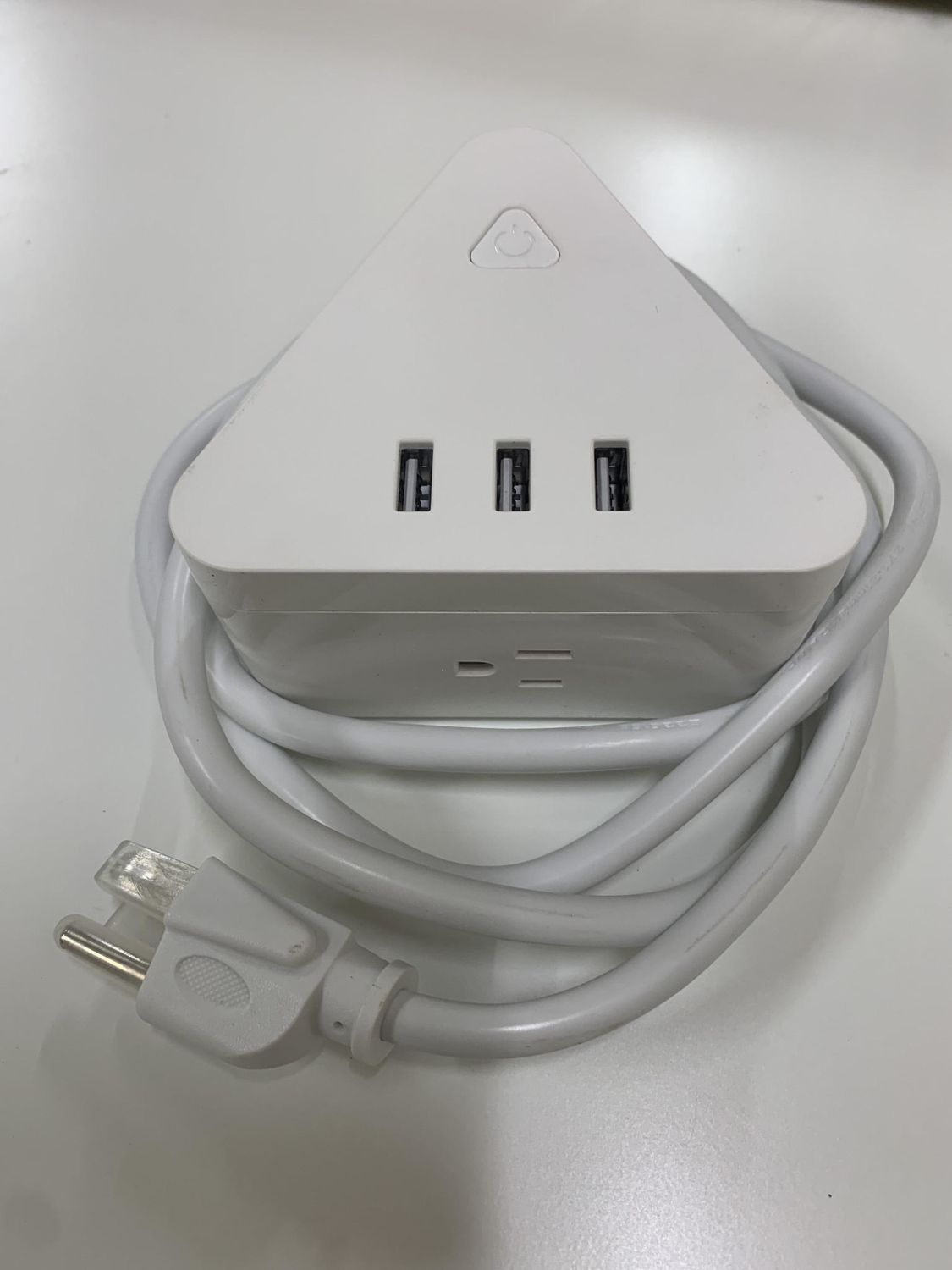LBS13T-US SMART POWER MULTI PLUG TRIANGLE 3 PLUGS 3 USB