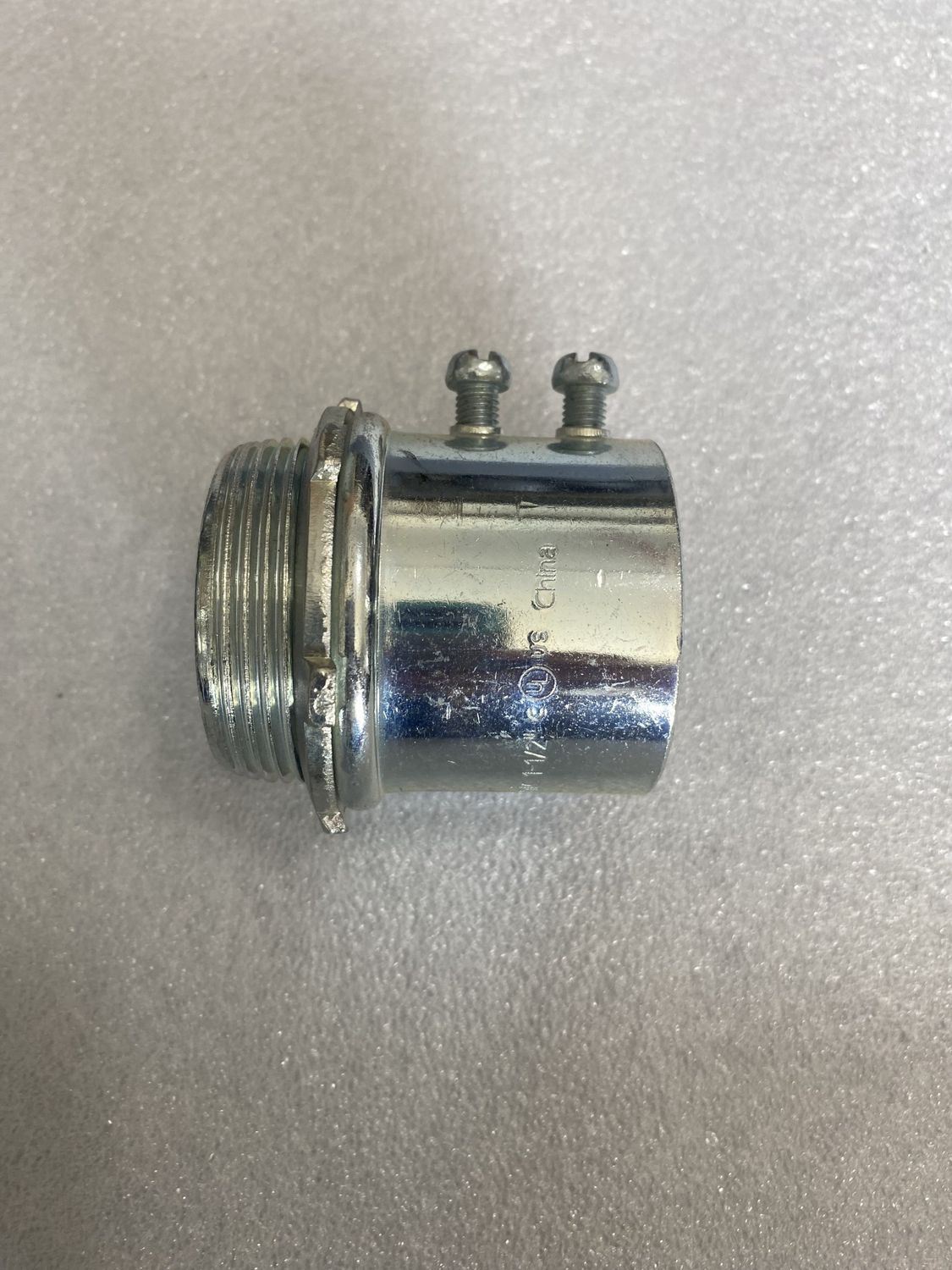 CONECTOR EMT 1 1/2 inch / TC225SC
