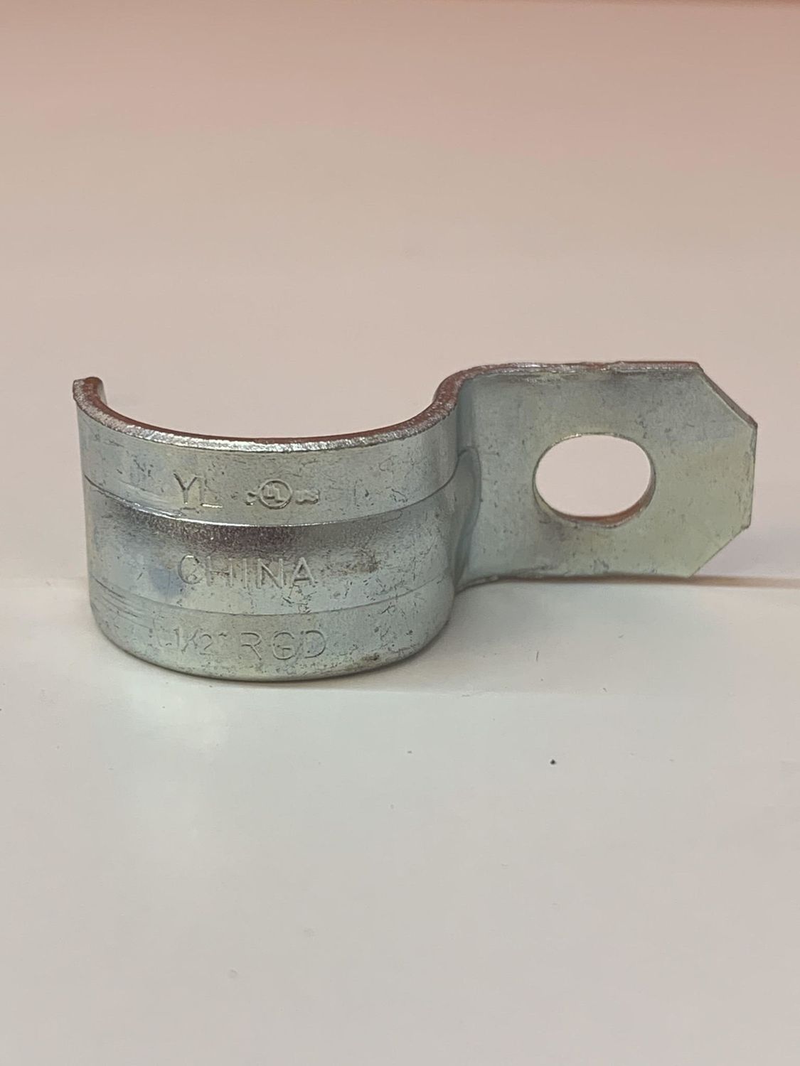 GRAPAS RIGIDAS 1/2 inch 1 TORNILLO