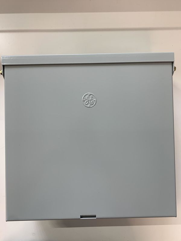 TLM812RCU PANEL 8 CIRCUITOS 125 AMPS RAINTIGHT