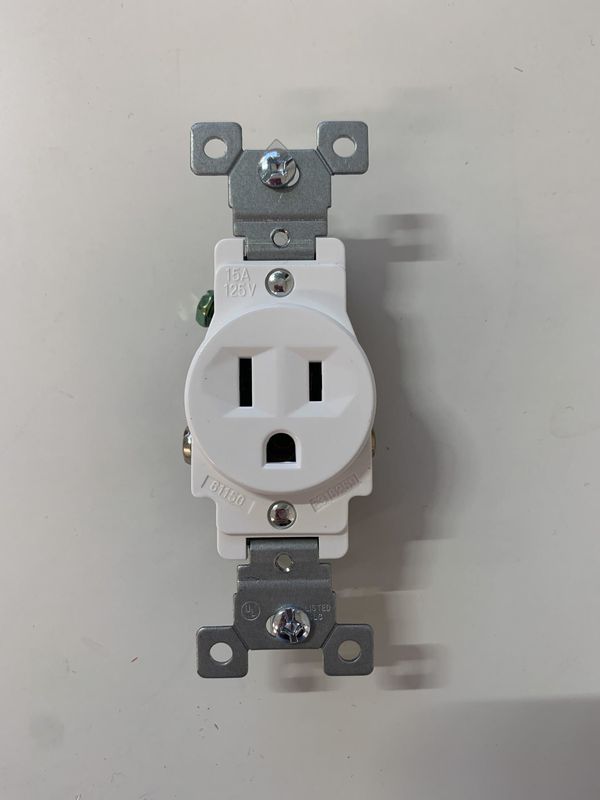 61150-W COMMERCIAL SINGLE RECEPTACLE 15A 125V 5-15R WH