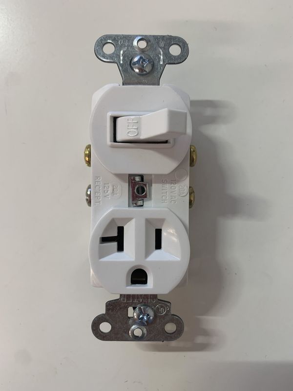 COMBO SW+RECEPT 20A/125V WHT 671W