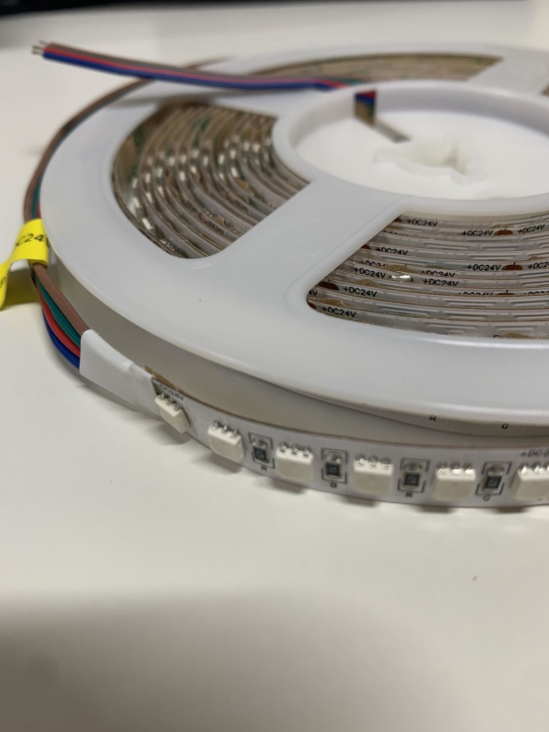 LBA-24-RGB-120 RGB STRIP LIGHT 10MM PCB 24V 14W/M IP20