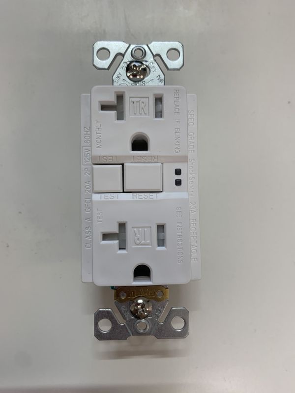 GFCI 20AMP 120V  TAMPER RESISTANT RECEPTACLE/ TRSGF20W