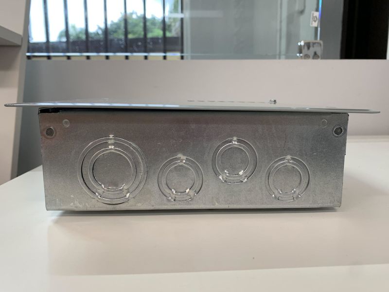 PANEL 4 CIRCUITOS 125A METAL- GE TL412C