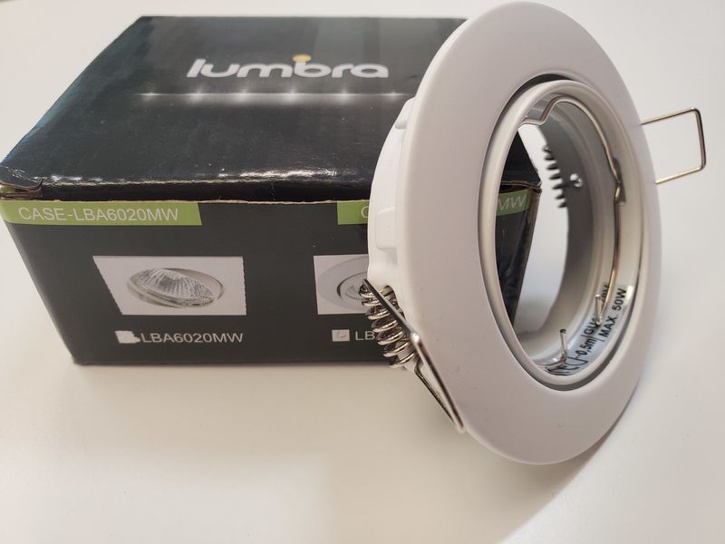 LBA 6002MW FASCIA ROUND ALUM DIE MATTE WHITE ADJUSTABLE, FRONT REPLACE BULB, DIA: 3.23"X3.23 CUTTING: 2.95" LAMPHOLDER GU10