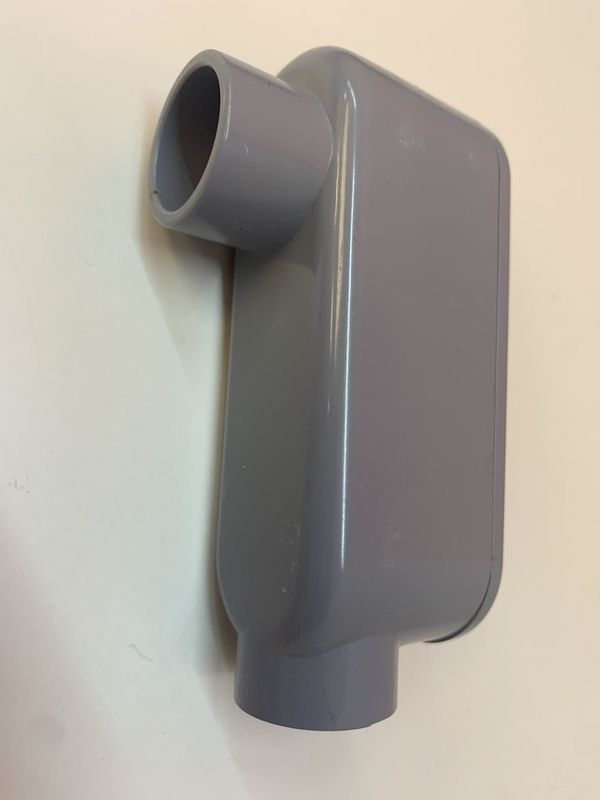 07-03-043 CONDULETO PVC CON TAPA LB 1/2 inch-T 1141