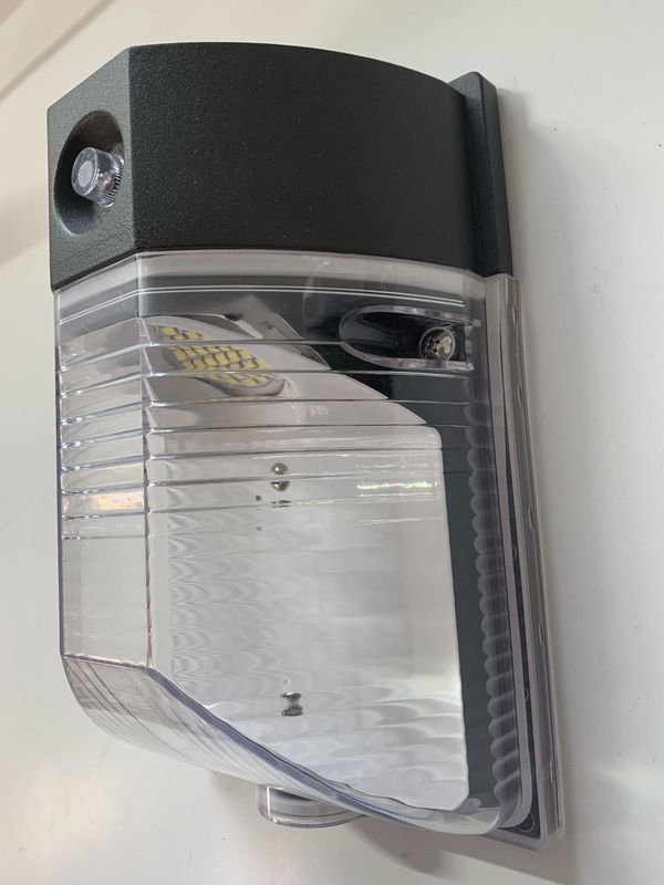 LBWPK402-26W-50K-PC-BR  26W LED MINI WALL PACK 120-277V 5000K BR