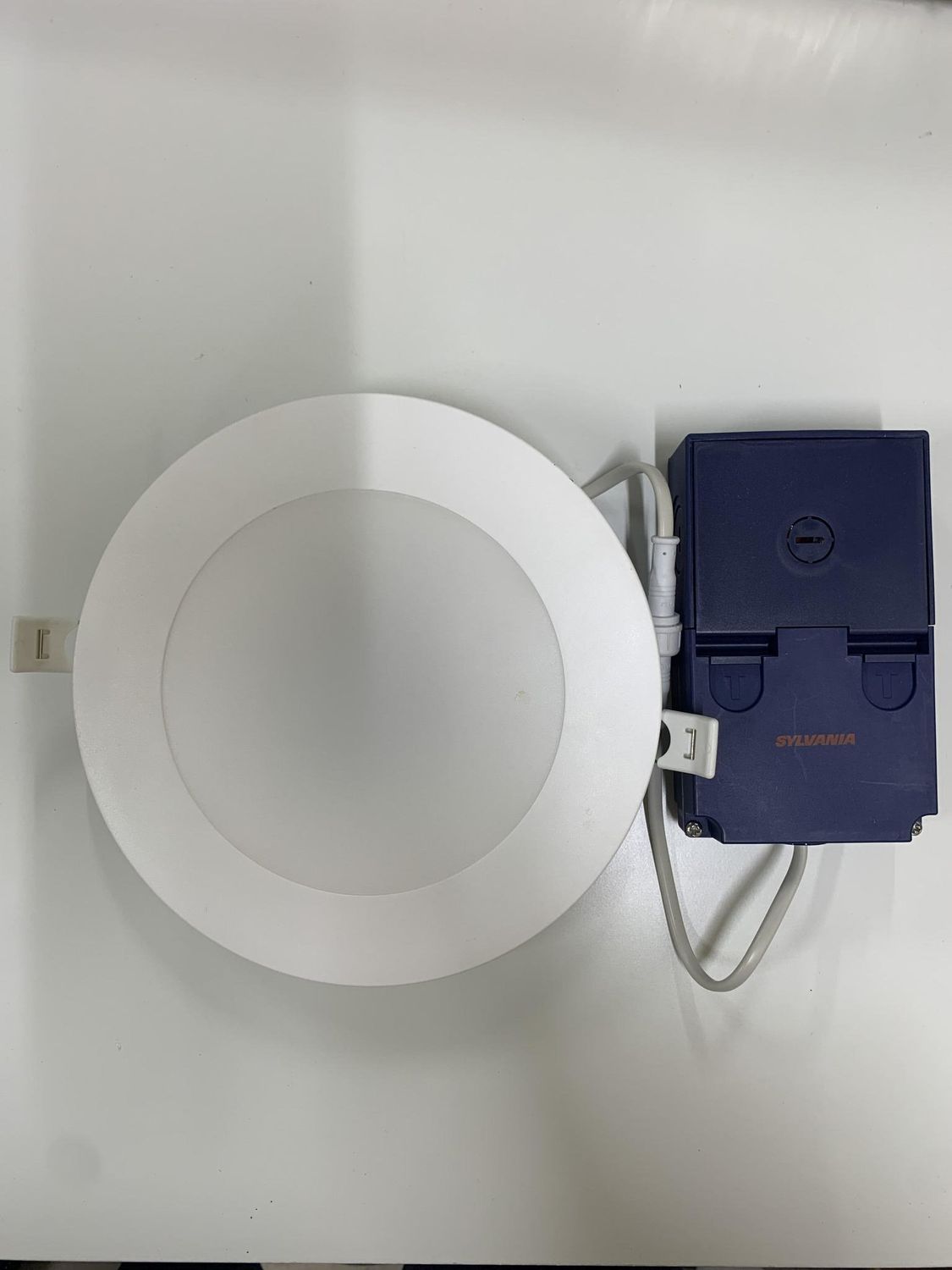 60699 LED/MD6/1100/950/UNV 13W 120/277 0-10V 5000K