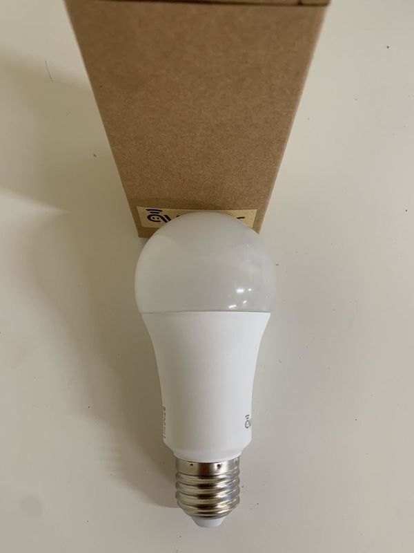 SMART WIFI BULB  RGBW 7W E26