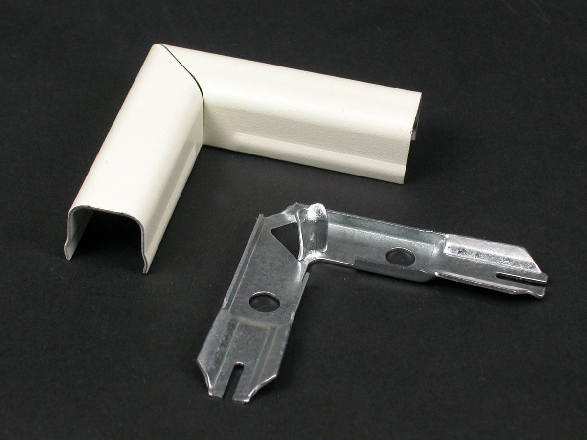 15-V711   STEEL FLAT ELBOW IVORY WIREMOLD