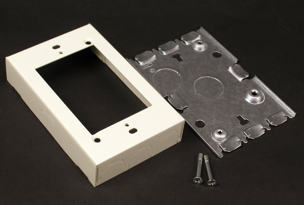 V5748S Wiremold 500/700 Series Single-Gang Switch and Receptacle Box Fitting, Ivory