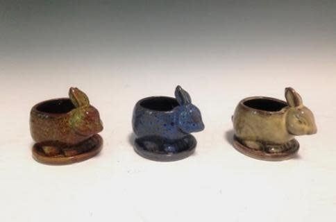 Pot Glazed Rabbit/Bunny w/att Saucer 5x5 Asst