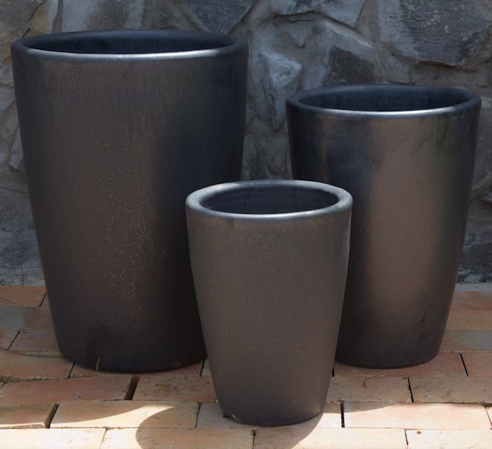 Pot Neptune Tall Cone Med 14x17 Asst