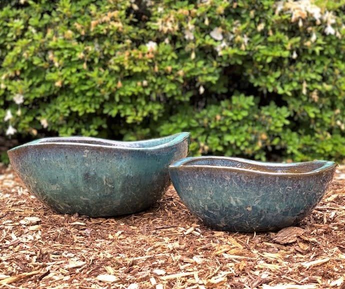 Pot/Low Bowl Lotus Sml 15x6 Asst