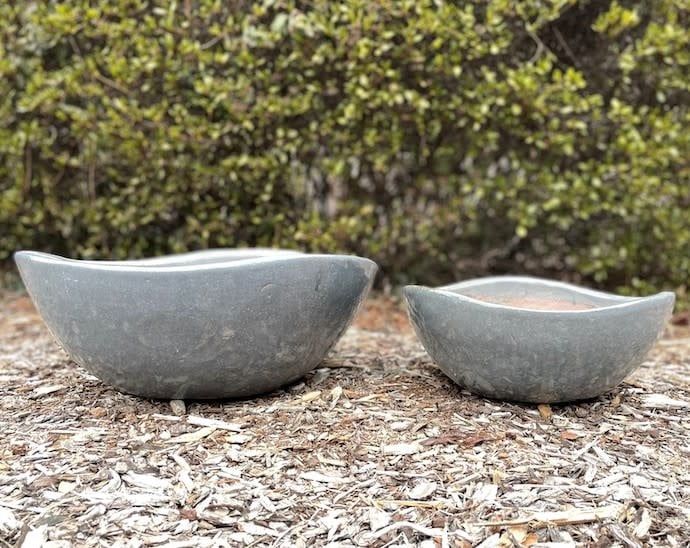 Pot/Low Bowl Lotus Sml 15x6 Asst