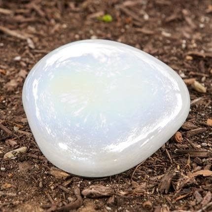 Garden Stone Art Glass Pearl