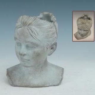 Pot/Statuary Girl Bust/Head Planter 7x6x9 Cement