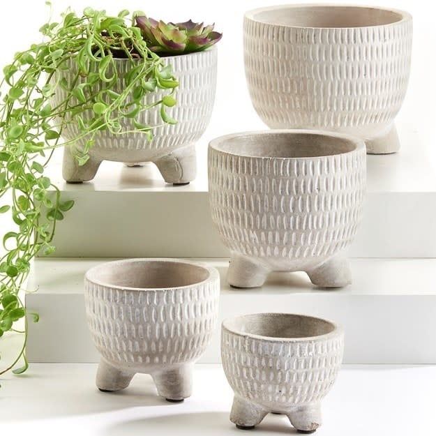 Pot Stackable Grooved Footed Planter LRG 5x5 Cement