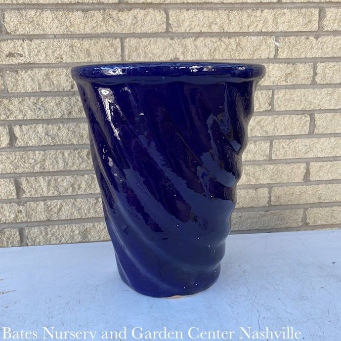 Pot Swizzle Swirling Vase Med 16.5x19.75 Asst