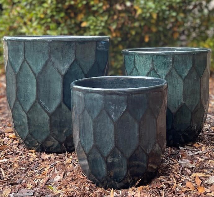 Pot Sadie Long Hexagon Lrg 12x12 Blue