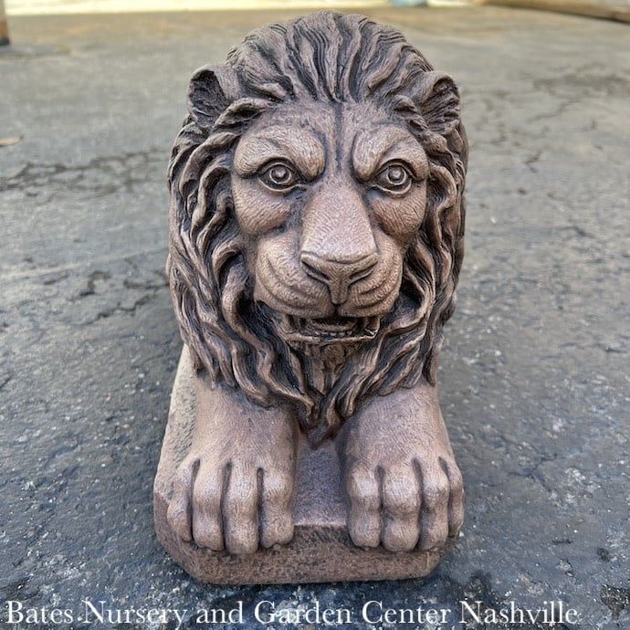 Statuary Small Laydown Lion 10x16
