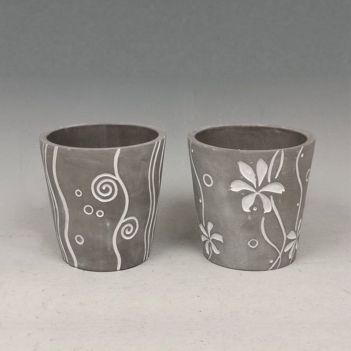 Pot Taper Asst Flower/Vine Design 4.75x4.75 Cement
