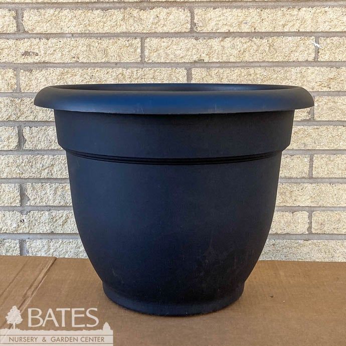 Pot Ariana Planter 16&quot; Black Lt Wt Bloem
