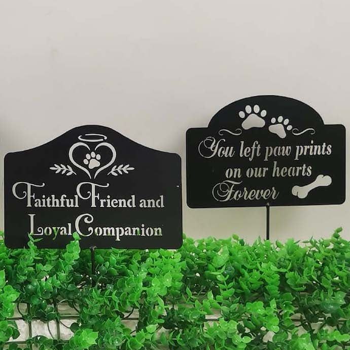 Plant Pick / Garden Stake Memorial Dog 8x5.5 Asst Metal