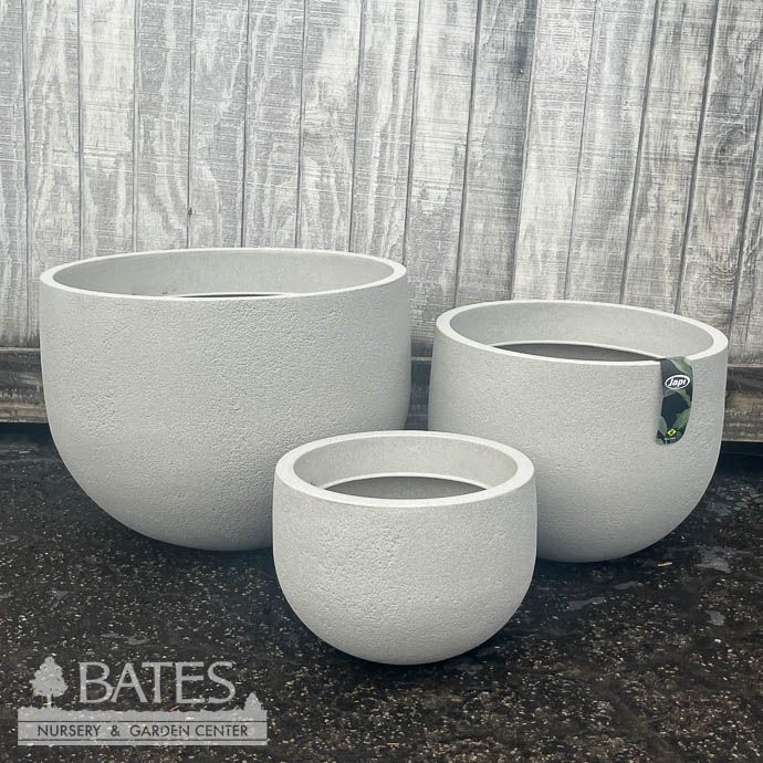 Pot  Modern Round Rustic Planter Med 17.75x13.75 Sandstone Lt Wt Japi