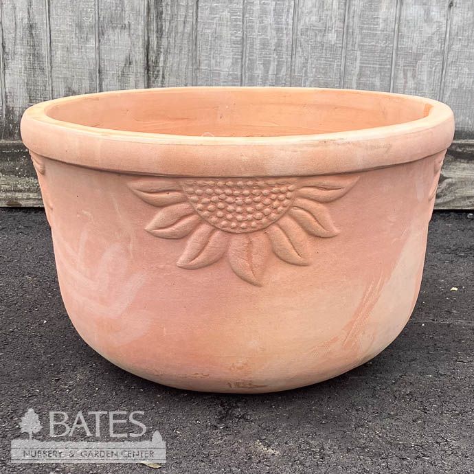 Pot Sunrise Planter w/Lip Lrg 16x9 Asian Terracotta
