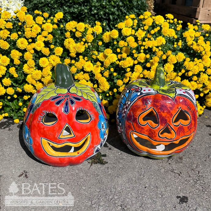 Lantern Pumpkin /Jack O Lantern LRG 13x11 Talavera