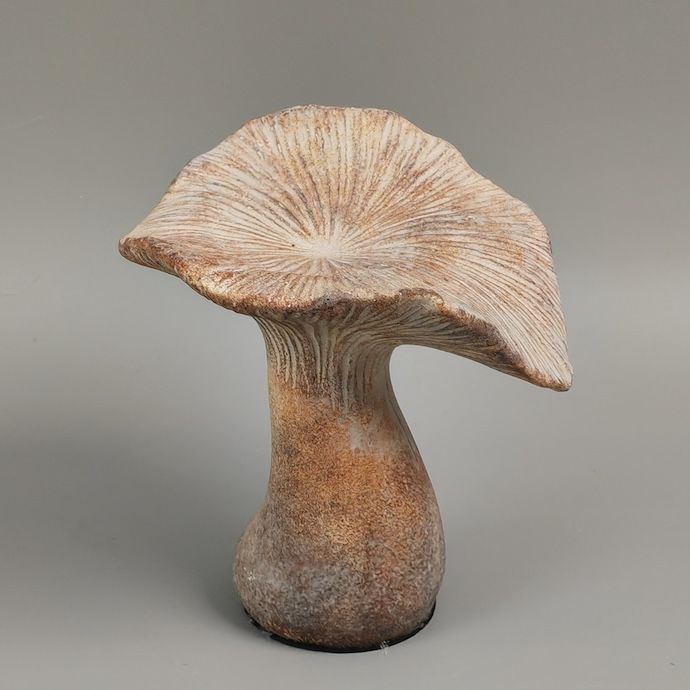Statuary Mushroom/Toadstool Chanterelle Cement 7H