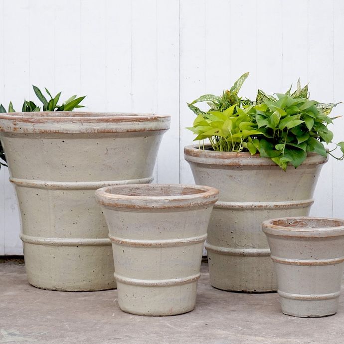 Pot Gotland Rimmed Taper w/2 Rings Med 14x14 Rustic Asst